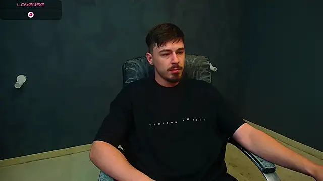 EnzoRace online show from 11/16/25, 05:45