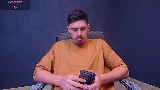 EnzoRace online show from 11/28/25, 05:51