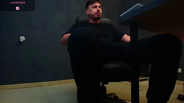 EnzoRace online show from 11/12/25, 05:33