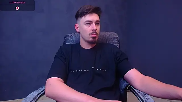 EnzoRace online show from 11/25/25, 05:41