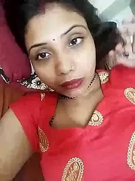 Snapshot of Madem-18 chatting on 09/18/25, 10:18 Madem-18 online show from 09/18/25, 10:18