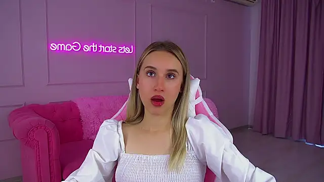 VictoriaHopsons online show from 09/27/25, 06:30