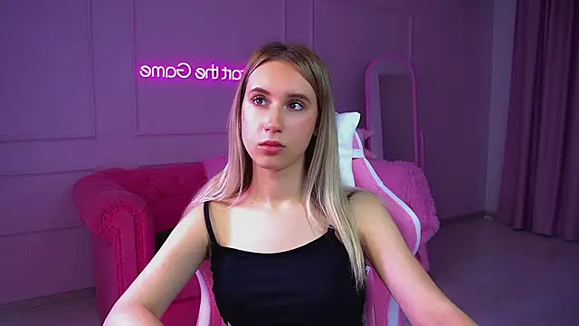 VictoriaHopsons online show from 09/21/25, 06:40