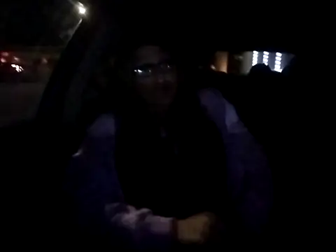 Snapshot of SparklesB1tch chatting on 10/15/25, 06:00 SparklesB1tch online show from 10/15/25, 06:00