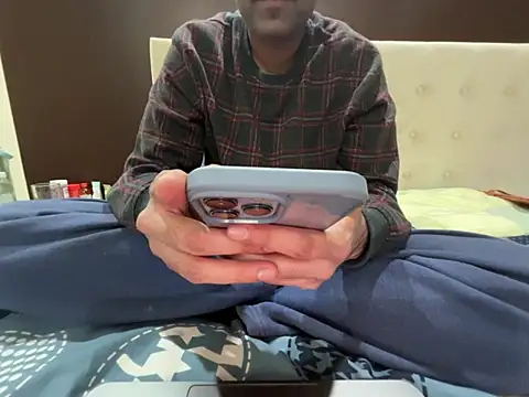 Snapshot of DecentJaat chatting on 02/09/26, 05:55 DecentJaat online show from 02/09/26, 05:55