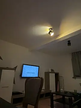 irimiea1729 online show from 02/18/26, 07:43