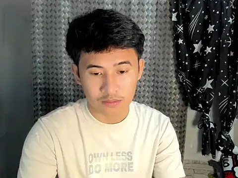 Snapshot of Adim-pinoy146 chatting on 06/04/26, 05:50 Adim-pinoy146 online show from 06/04/26, 05:50