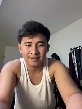 Snapshot of Adim-pinoy146 chatting on 06/22/26, 01:11 Adim-pinoy146 online show from 06/22/26, 01:11