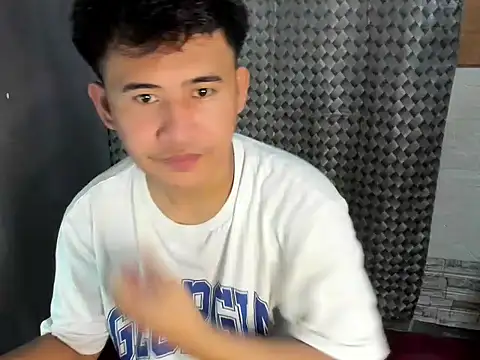 Adim-pinoy146 online show from 05/12/26, 08:43