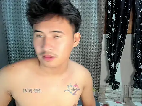 Adim-pinoy146 online show from 05/18/26, 11:37