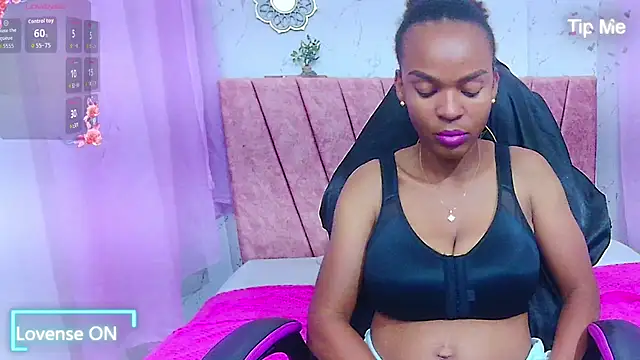 mia  thomson  online show from 04/10/26, 02:40