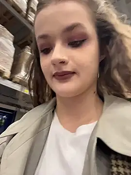 KittyQueeny online show from 10/30/25, 02:25