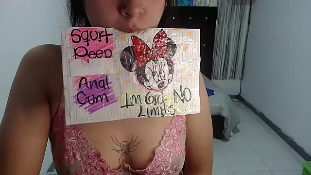 Snapshot of Darkittydoll_15 chatting on 10/10/25, 01:01 Darkittydoll 15 online show from 10/10/25, 01:01
