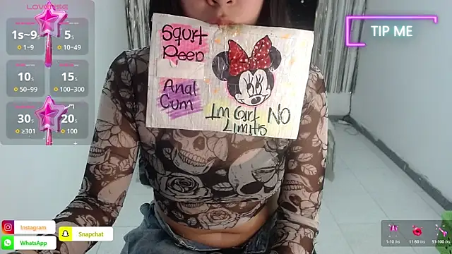 Snapshot of Darkittydoll_15 chatting on 09/11/25, 02:17 Darkittydoll 15 online show from 09/11/25, 02:17