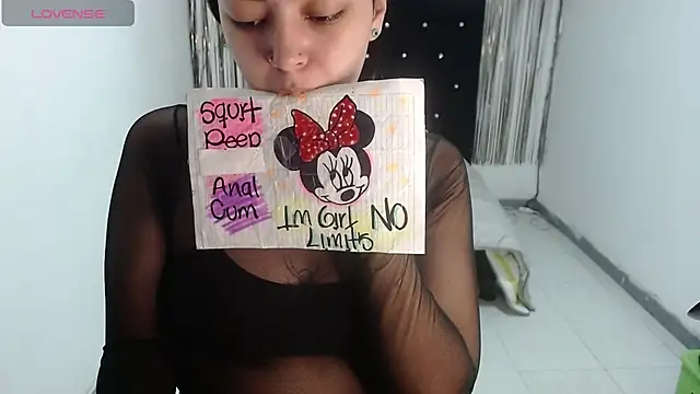 Snapshot of Darkittydoll_15 chatting on 09/09/25, 01:09 Darkittydoll 15 online show from 09/09/25, 01:09