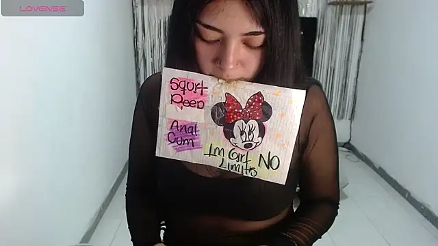 Snapshot of Darkittydoll_15 chatting on 09/17/25, 01:02 Darkittydoll 15 online show from 09/17/25, 01:02