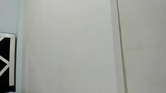 Snapshot of iisabella_noa chatting on 11/19/25, 01:33 iisabella noa online show from 11/19/25, 01:33