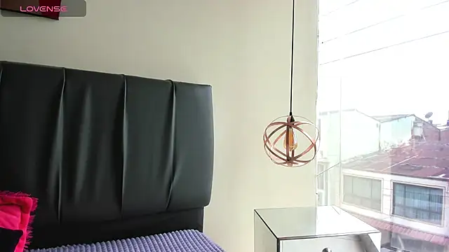 iisabella noa online show from 04/15/26, 01:59