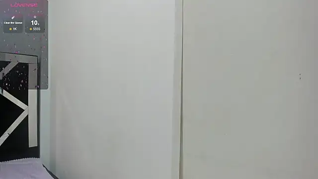 Snapshot of iisabella_noa chatting on 11/12/25, 01:15 iisabella noa online show from 11/12/25, 01:15