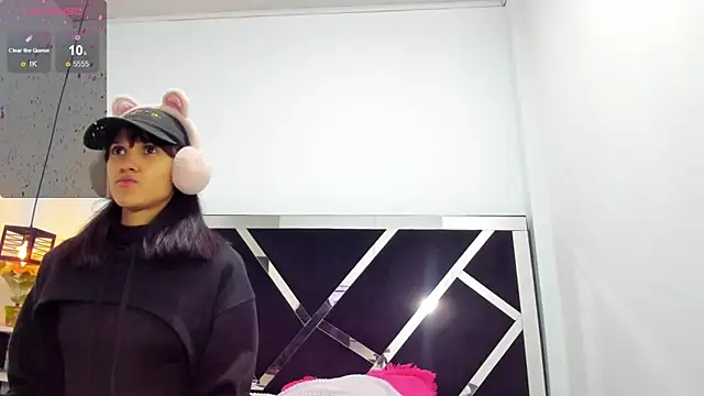 Snapshot of iisabella_noa chatting on 12/16/25, 01:04 iisabella noa online show from 12/16/25, 01:04