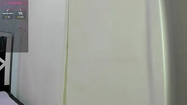 Snapshot of iisabella_noa chatting on 11/21/25, 01:21 iisabella noa online show from 11/21/25, 01:21