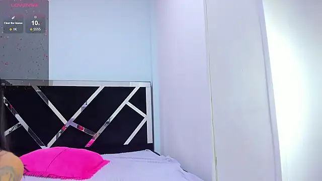 Snapshot of iisabella_noa chatting on 11/25/25, 02:50 iisabella noa online show from 11/25/25, 02:50