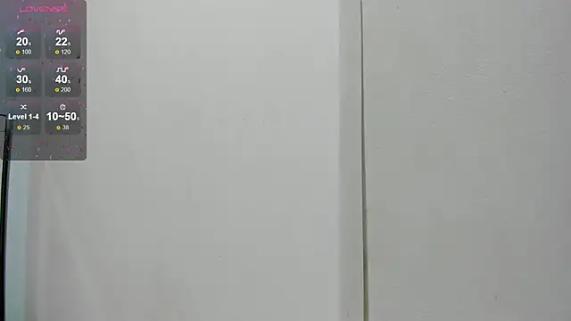 Snapshot of iisabella_noa chatting on 10/31/25, 12:24 iisabella noa online show from 10/31/25, 12:24