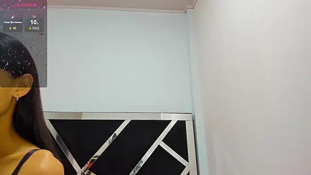 Snapshot of iisabella_noa chatting on 12/03/25, 01:43 iisabella noa online show from 12/03/25, 01:43