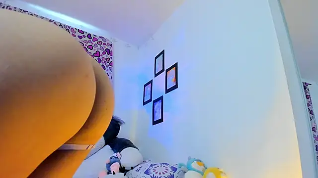 milita houston online show from 11/22/25, 05:45