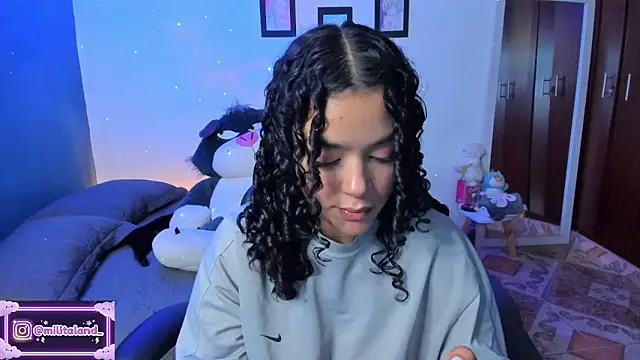 milita houston online show from 10/30/25, 04:26