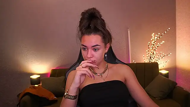 EricaSin online show from 10/18/25, 07:10