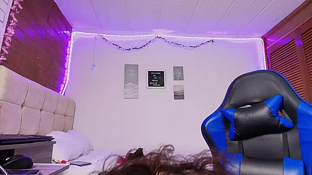 dulce mariaa    online show from 09/11/25, 11:43