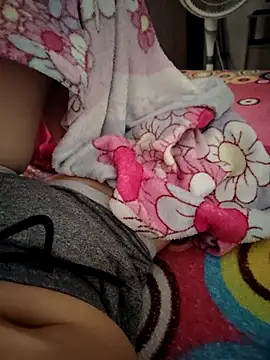 Snapshot of Angels_tomsop chatting on 10/29/25, 07:46 Angels tomsop online show from 10/29/25, 07:46