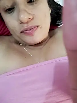 Snapshot of Angels_tomsop chatting on 10/31/25, 03:52 Angels tomsop online show from 10/31/25, 03:52