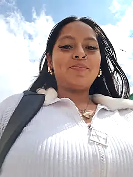 LunaHot 777 online show from 11/12/25, 06:23