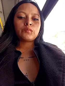 Snapshot of LunaHot_777 chatting on 02/25/26, 06:30 LunaHot 777 online show from 02/25/26, 06:30