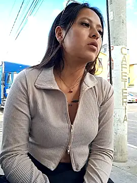 LunaHot 777 online show from 10/24/25, 07:46