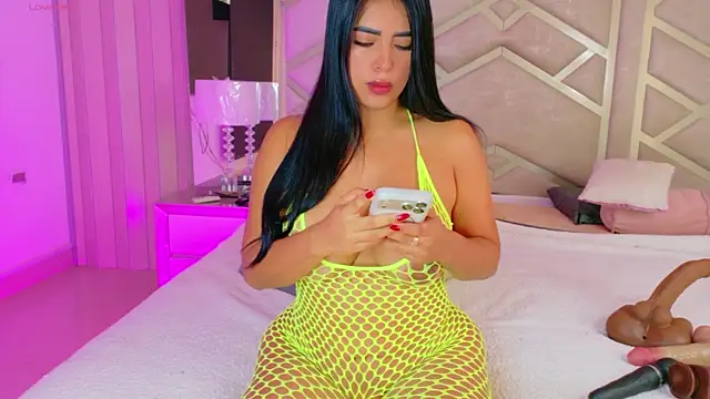 RoseMariee  online show from 05/31/26, 01:39