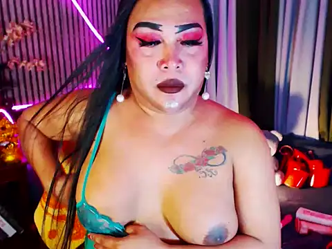 Snapshot of CumFactoryLuna chatting on 02/28/26, 11:32 CumFactoryLuna online show from 02/28/26, 11:32