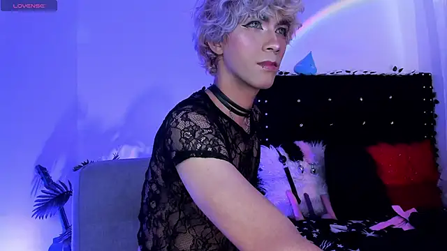 Cooperrosscute233 online show from 11/18/25, 09:51