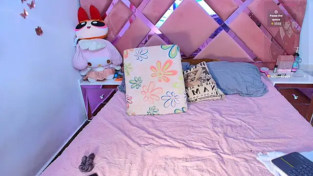 BrittanyBoa online show from 01/18/26, 08:45