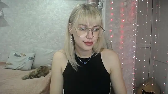 NickyAdamidi online show from 09/18/25, 04:10
