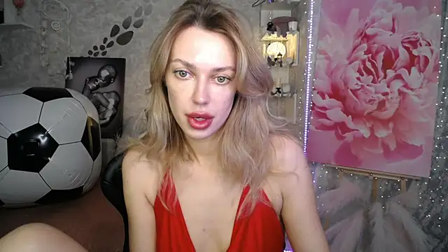 Snapshot of NickyAdamidi chatting on 07/14/26, 04:24 NickyAdamidi online show from 07/14/26, 04:24