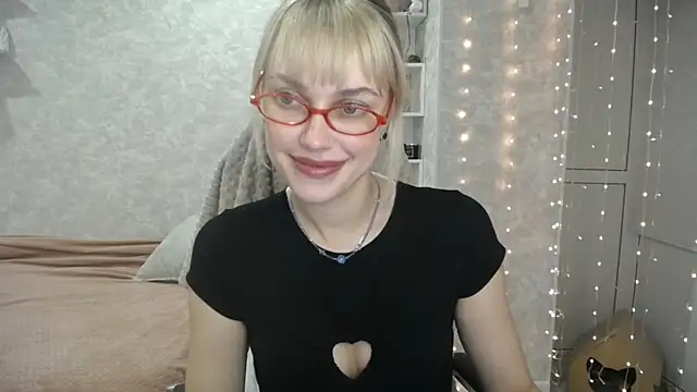 NickyAdamidi online show from 09/15/25, 04:07