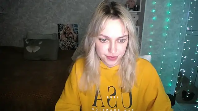 NickyAdamidi online show from 11/18/25, 04:54