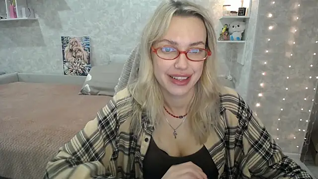 NickyAdamidi online show from 10/13/25, 05:25