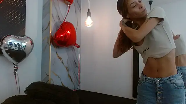 Snapshot of HannaHot_69 chatting on 02/17/26, 11:18 HannaHot 69 online show from 02/17/26, 11:18