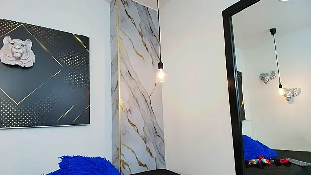 HannaHot 69 online show from 11/18/25, 12:41