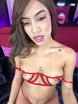 Snapshot of MystiqueXXX chatting on 10/01/25, 01:04 MystiqueXXX online show from 10/01/25, 01:04