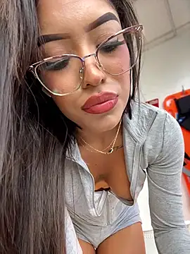 MystiqueXXX online show from 07/06/26, 01:18